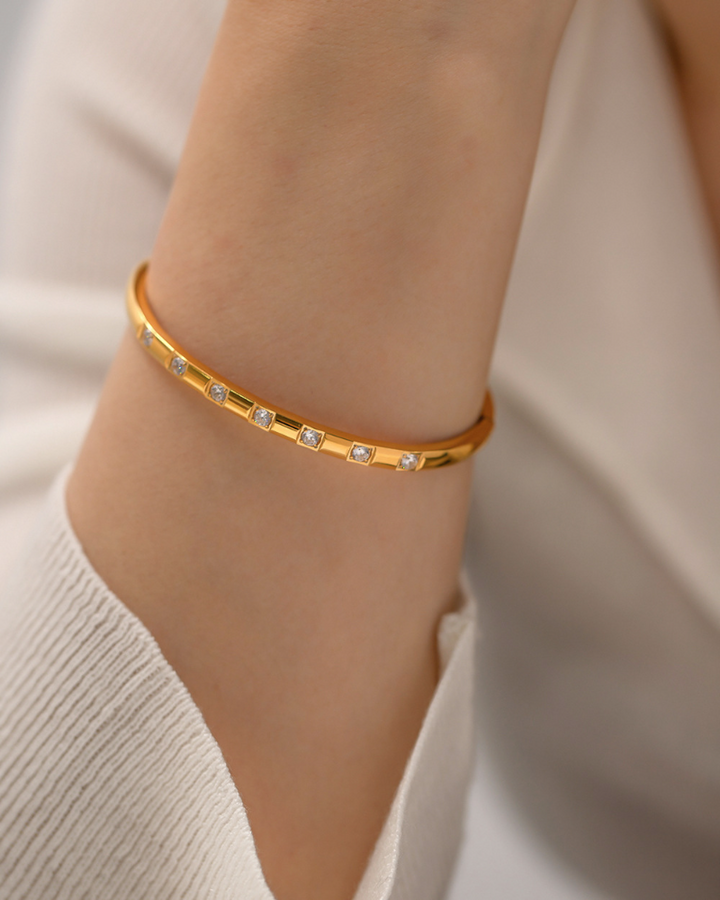 BracCristal V3™ | Bracelet en acier inoxydable & Cristaux